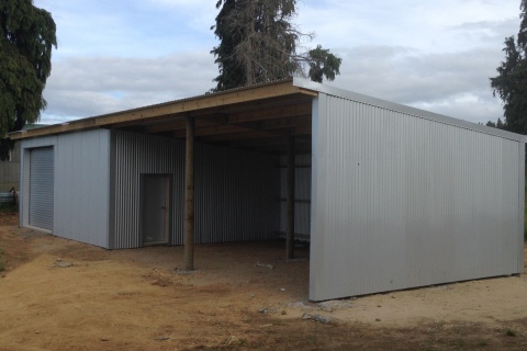 3 Bay 1 Enclosed With PA Door And Roller Door